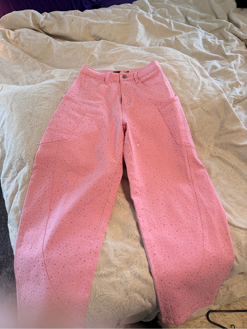 Pink Women's Jeans - Modern barrel Leg
